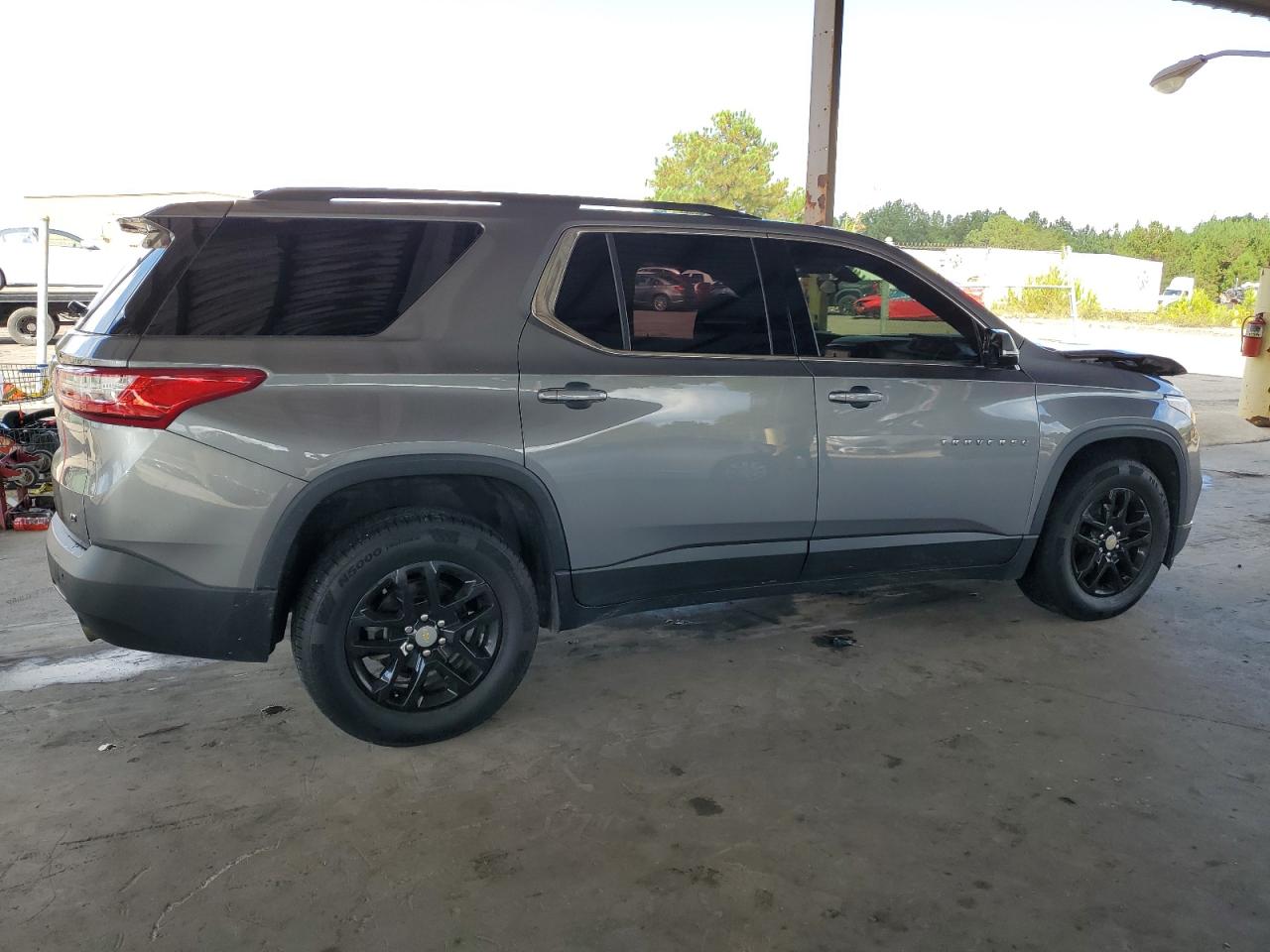 2019 Chevrolet Traverse - Image 3