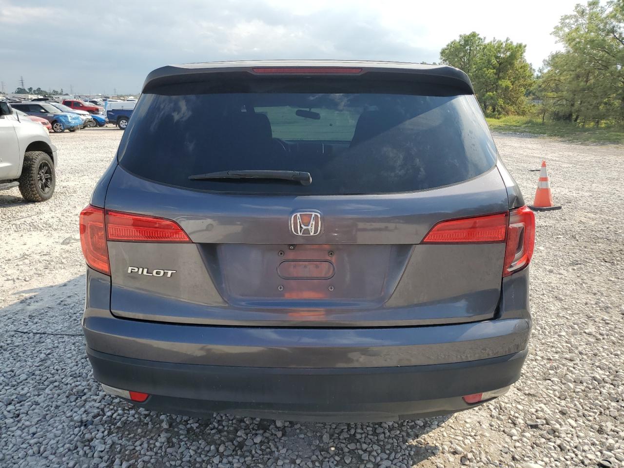 5FNYF5H15GB033311 2016 Honda Pilot Lx