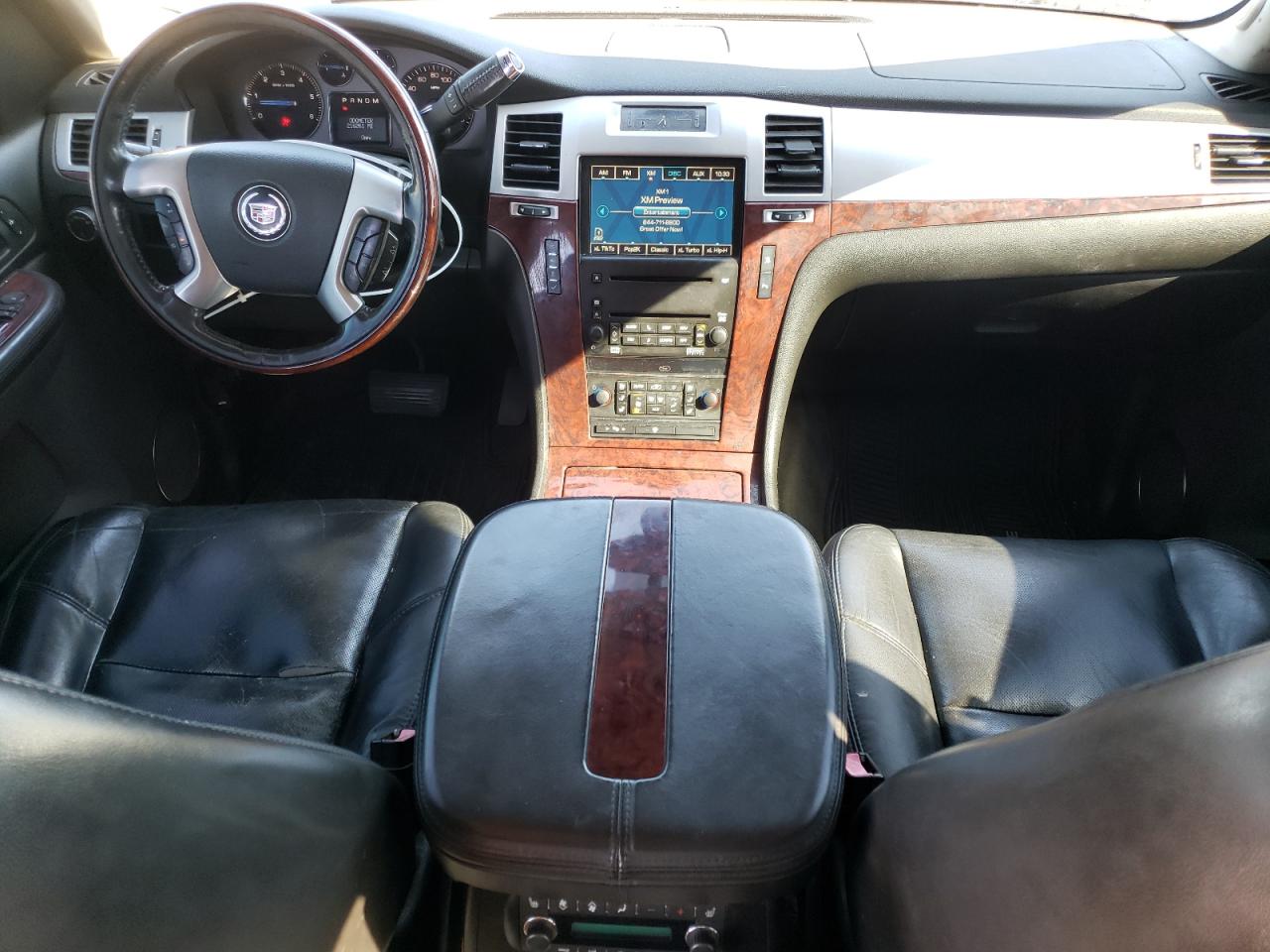 1GYFK638X7R334660 2007 Cadillac Escalade Luxury