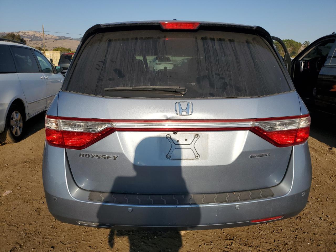 5FNRL5H93BB020696 2011 Honda Odyssey Touring