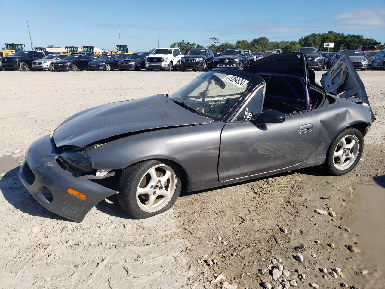 2000 Mazda MX-5 - Image 1