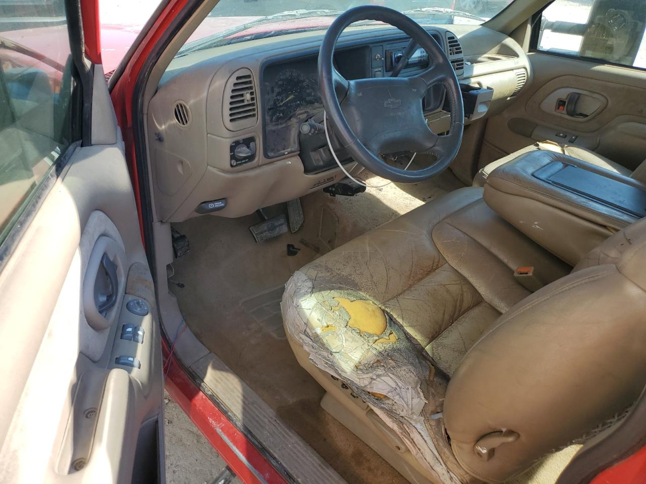 1996 Chevrolet Gmt-400 K1500 VIN: 2GCEK19R4T1182396 Lot: 72206634