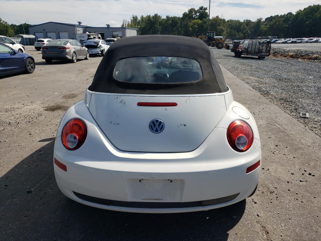 2007 Volkswagen New Beetle Triple White VIN: 3VWFF31Y37M417910 Lot: 70863614