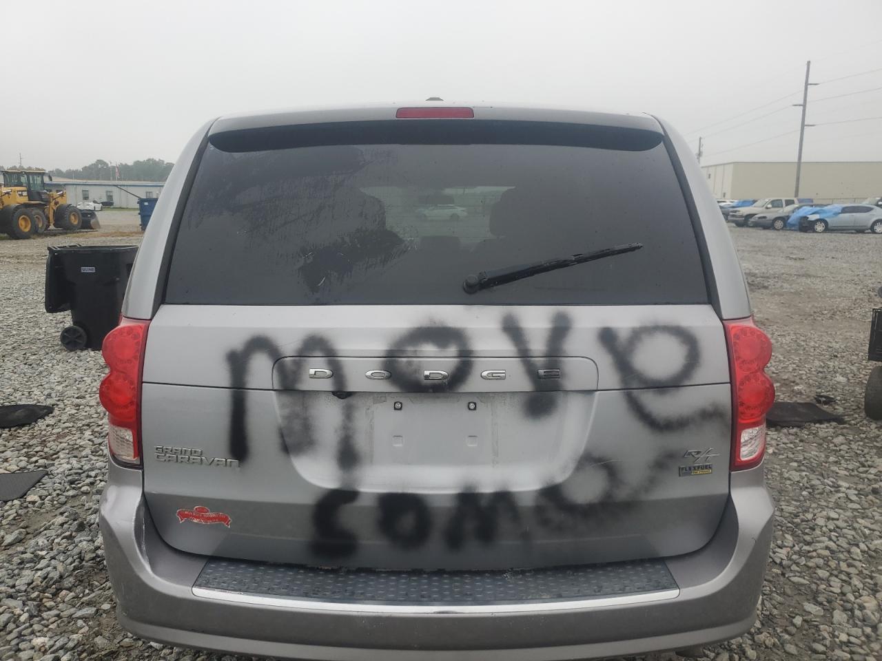 2014 Dodge Caravan - Image 6