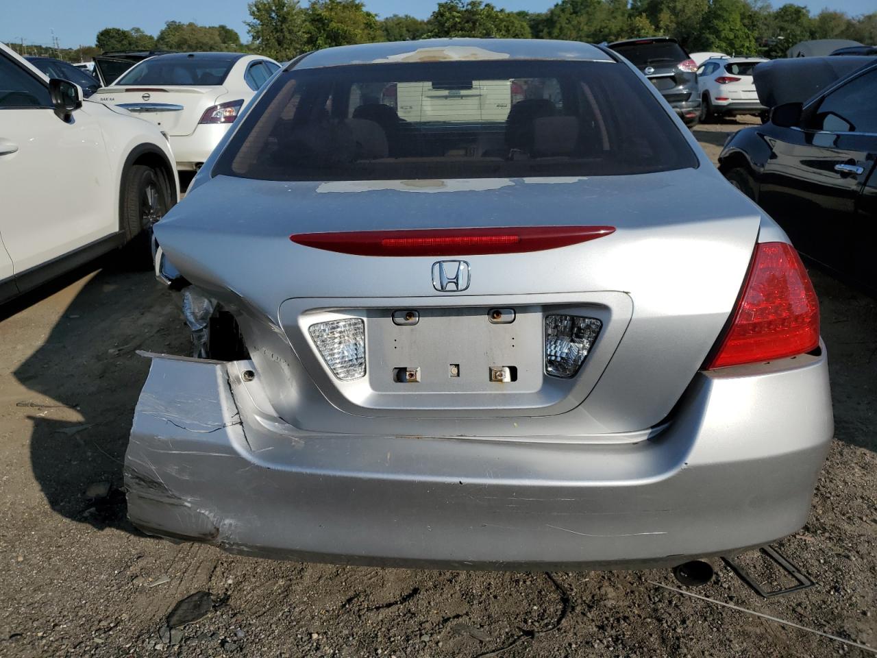 2006 Honda Accord Value VIN: 1HGCM56166A083999 Lot: 70886904