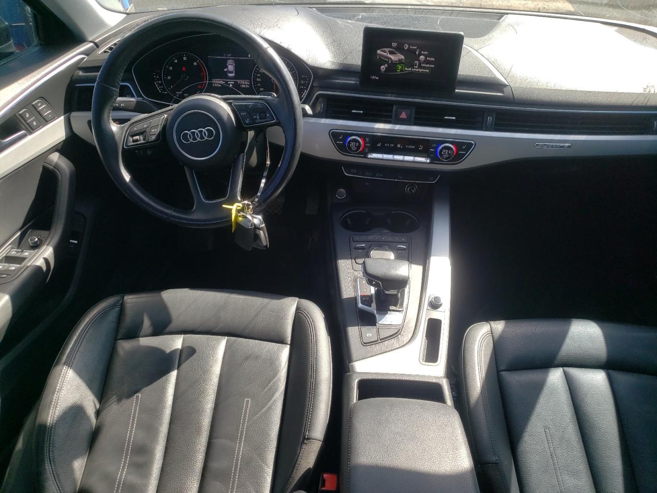 2019 Audi A4 Komfort VIN: WAUANAF44KA054031 Lot: 70229684