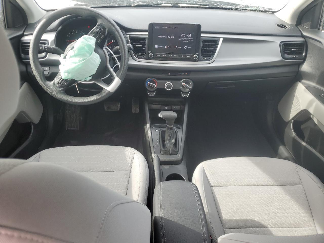 3KPA24AD5NE494913 2022 Kia Rio Lx