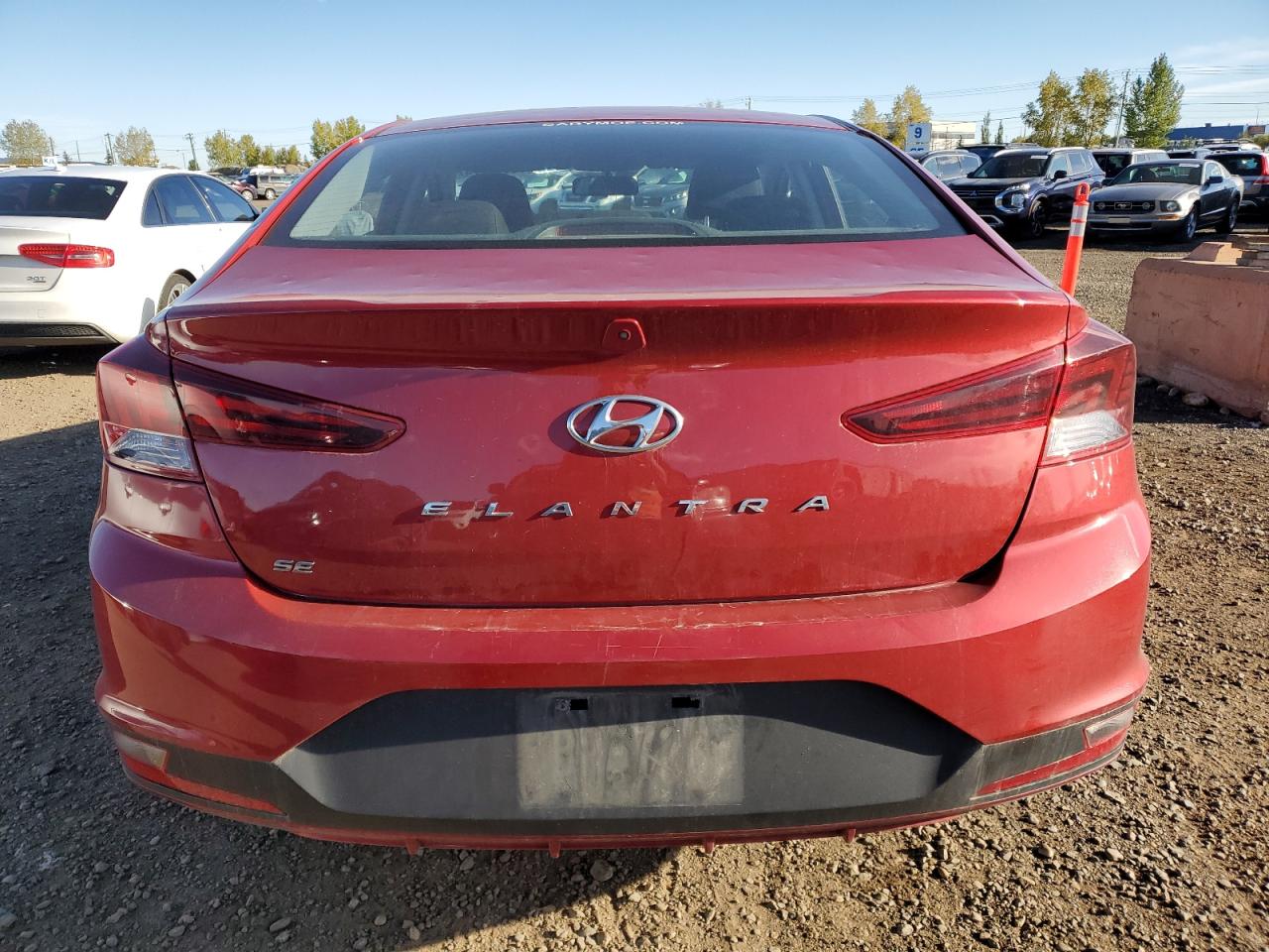 KMHD74LFXKU788443 2019 Hyundai Elantra Se