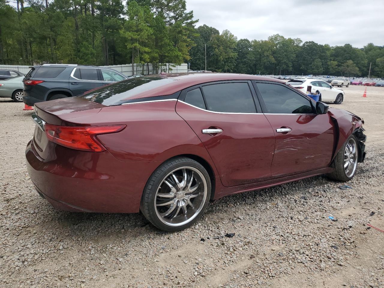 2016 Nissan Maxima - Image 3