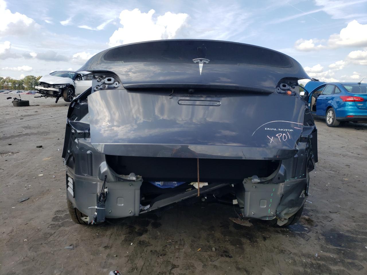 7SAYGDEE5RA231890 2024 Tesla Model Y