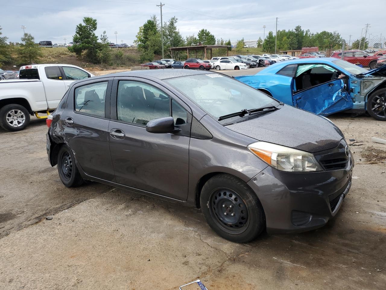 2014 Toyota Yaris - Image 4