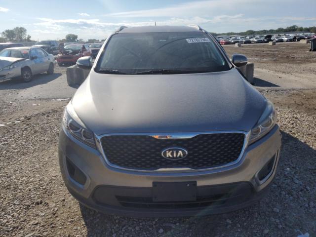  KIA SORENTO 2017 Srebrny