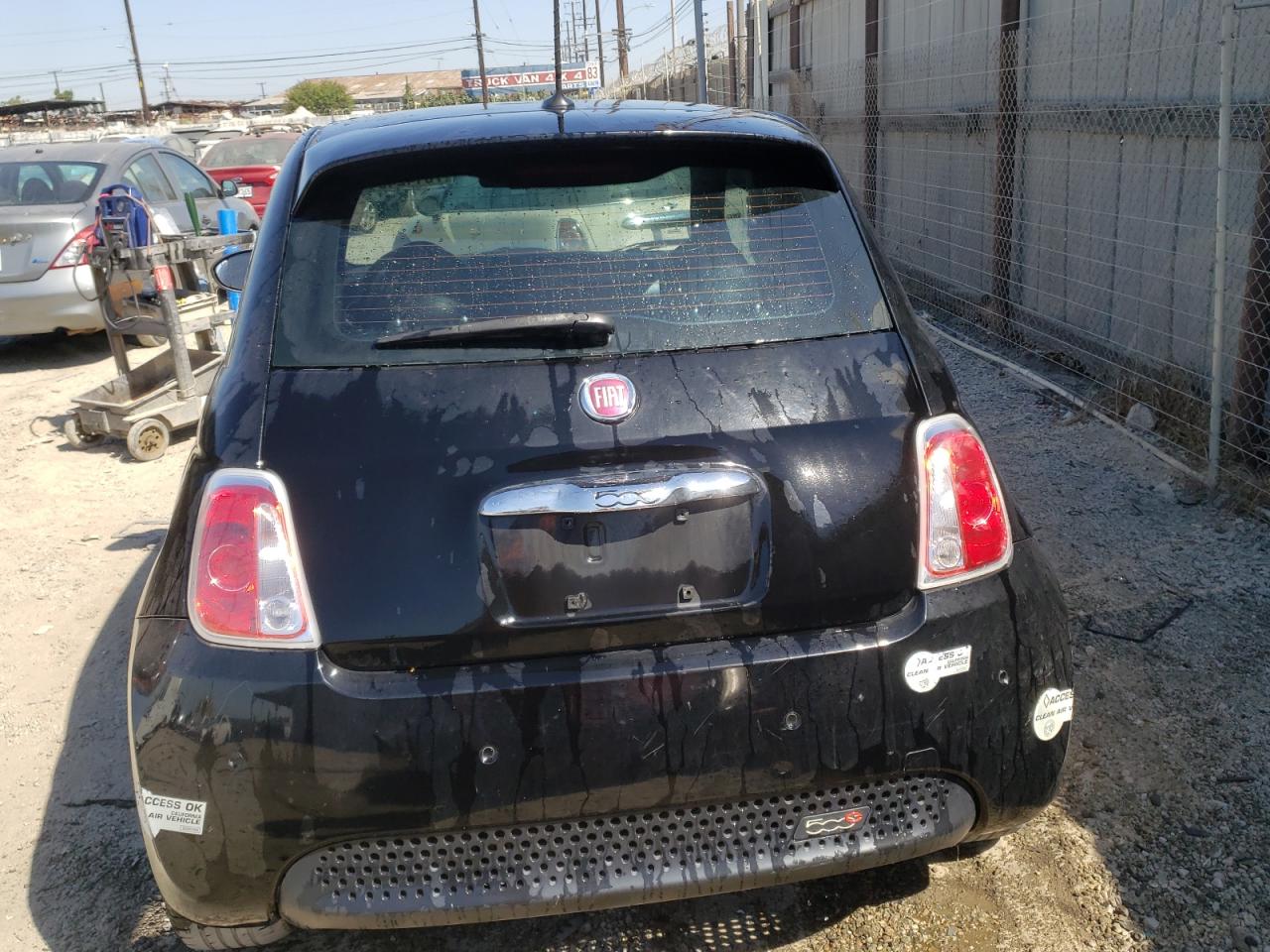 2015 Fiat 500 Electric VIN: 3C3CFFGE2FT638301 Lot: 70142434