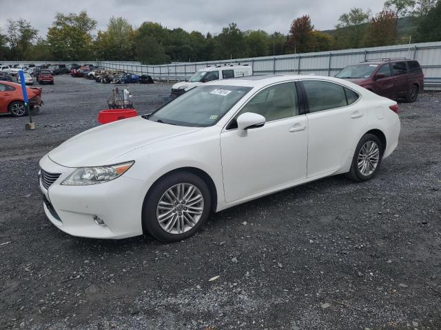 Седани LEXUS ES350 2015 Білий