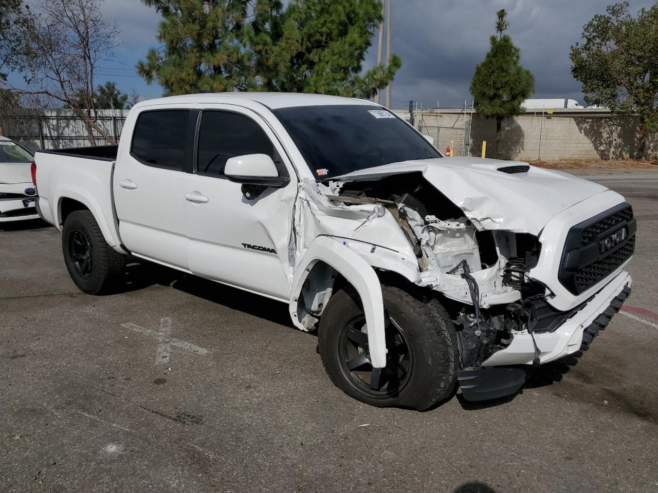 3TMCZ5AN0HM057527 2017 Toyota Tacoma Double Cab