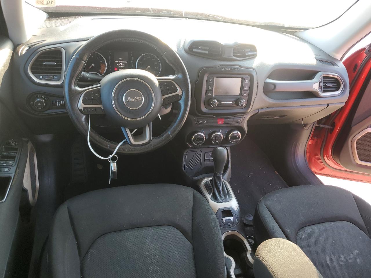 ZACCJABT0FPB44061 2015 Jeep Renegade Latitude