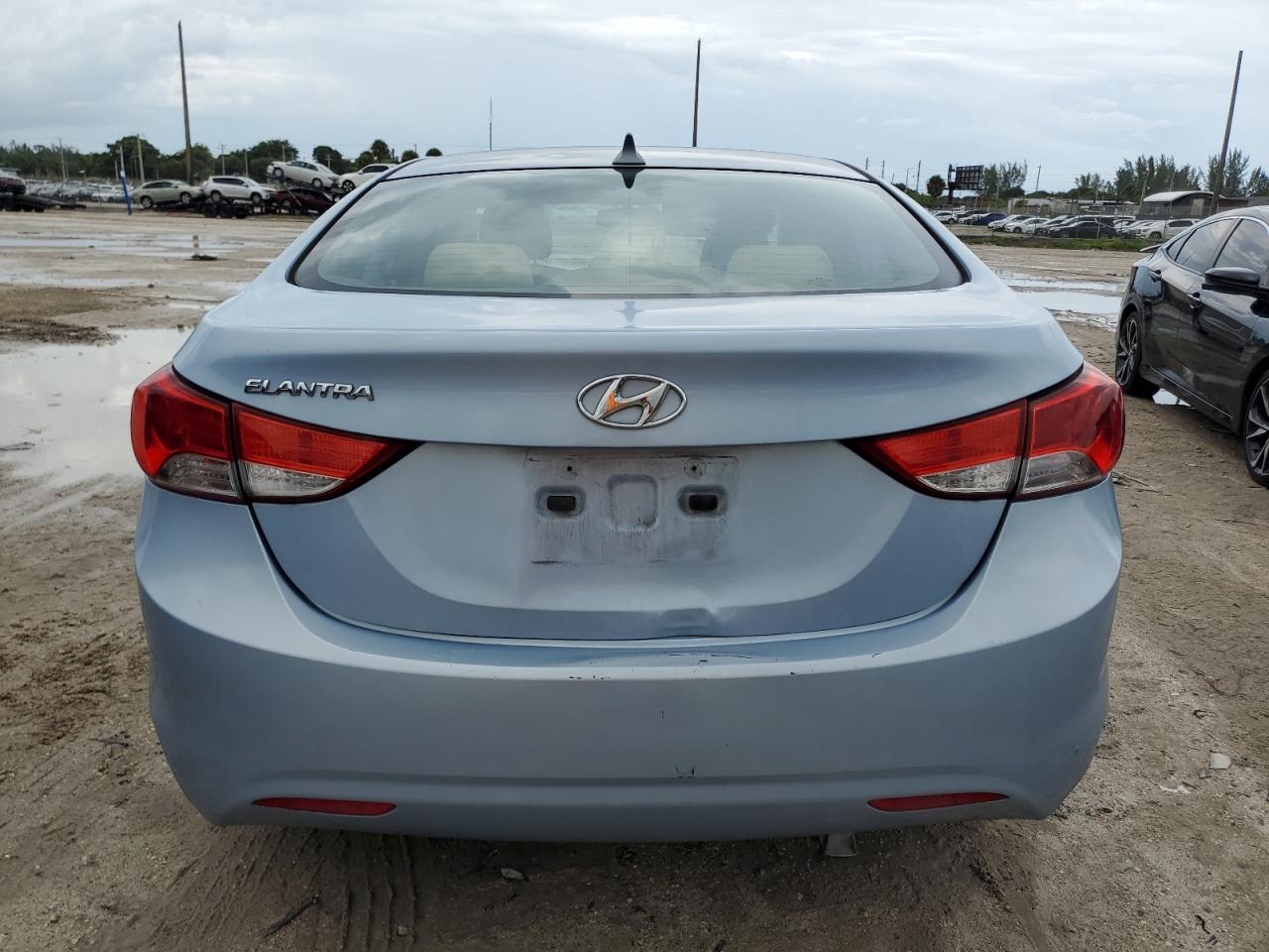 KMHDH4AE9DU616169 2013 Hyundai Elantra Gls