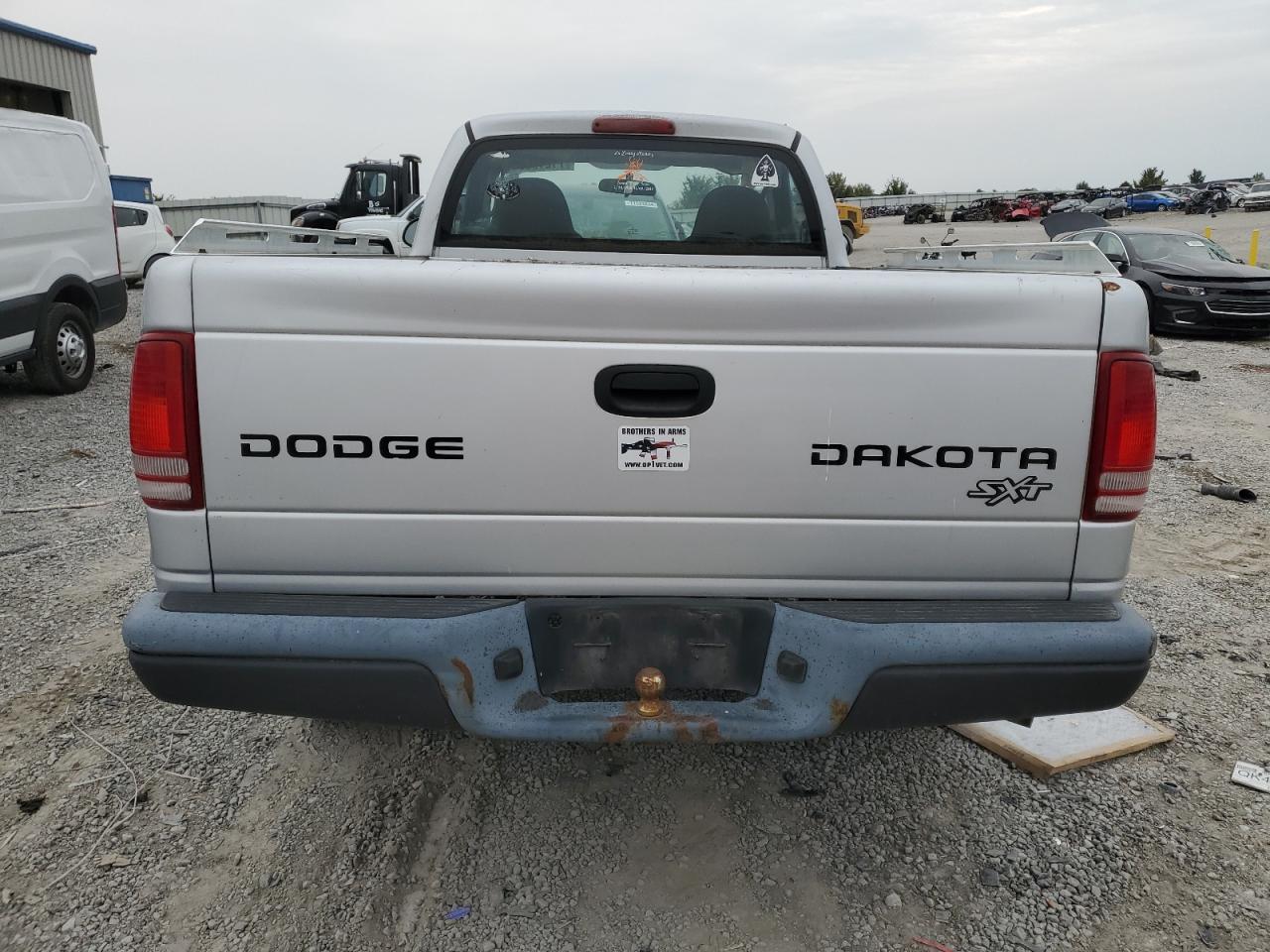 2004 Dodge Dakota Sxt VIN: 1D7GG16K44S700371 Lot: 71213584