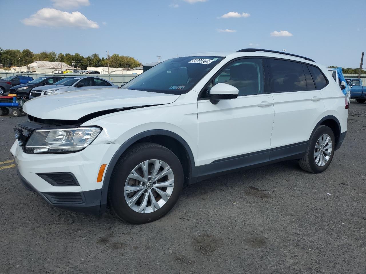 3VV0B7AX4JM046588 2018 VOLKSWAGEN TIGUAN - Image 1