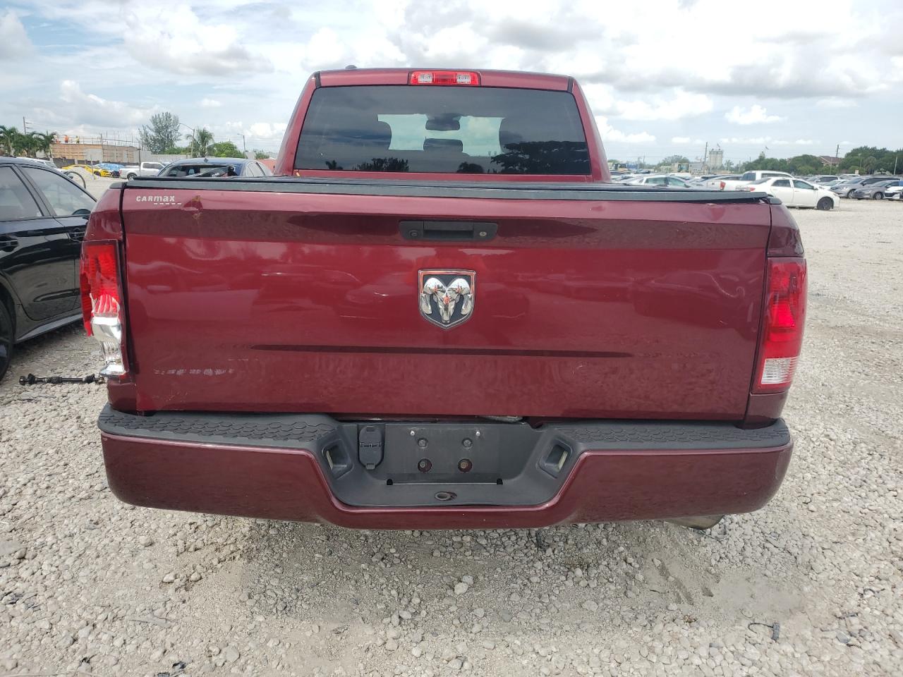 2017 Ram 1500 St VIN: 1C6RR6FG1HS542638 Lot: 71950164