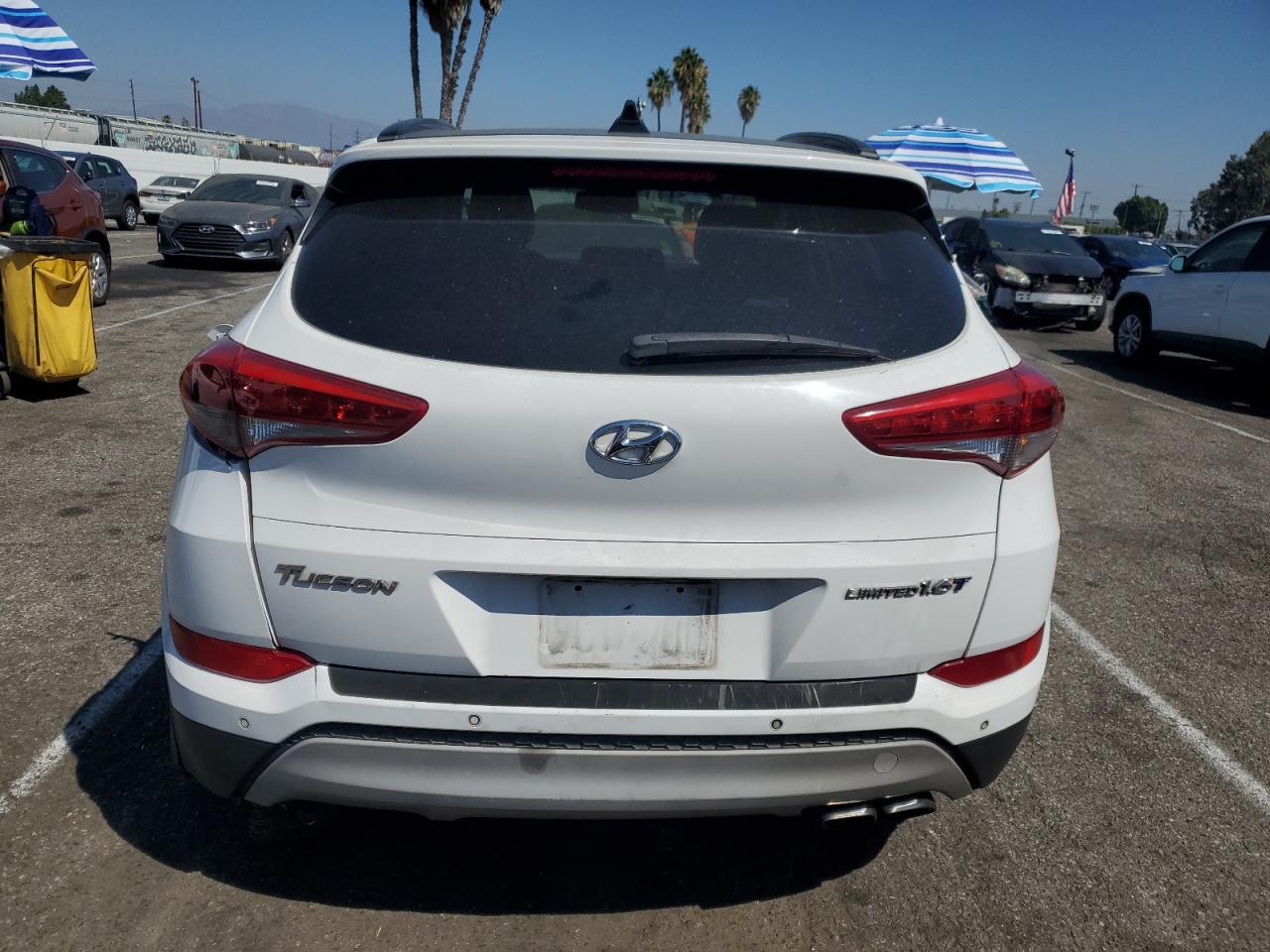 KM8J33A24HU312075 2017 Hyundai Tucson Limited