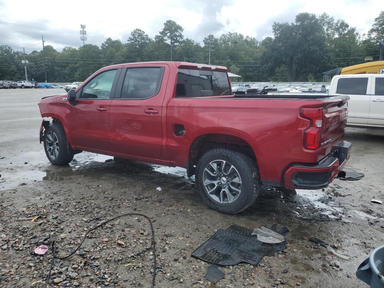 2023 Chevrolet Silverado - Image 2
