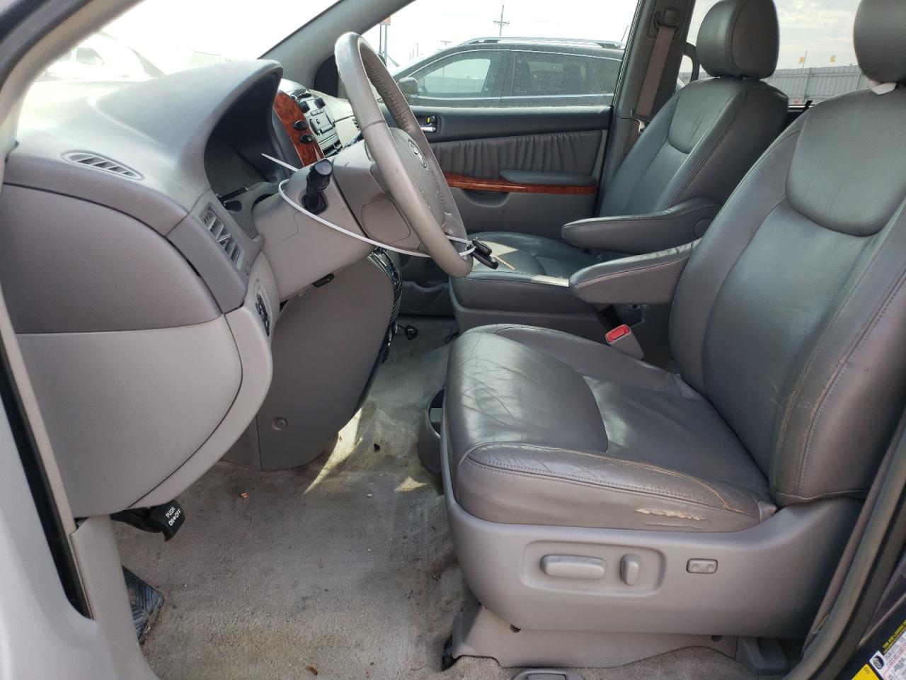 5TDBK22C98S019483 2008 Toyota Sienna Xle