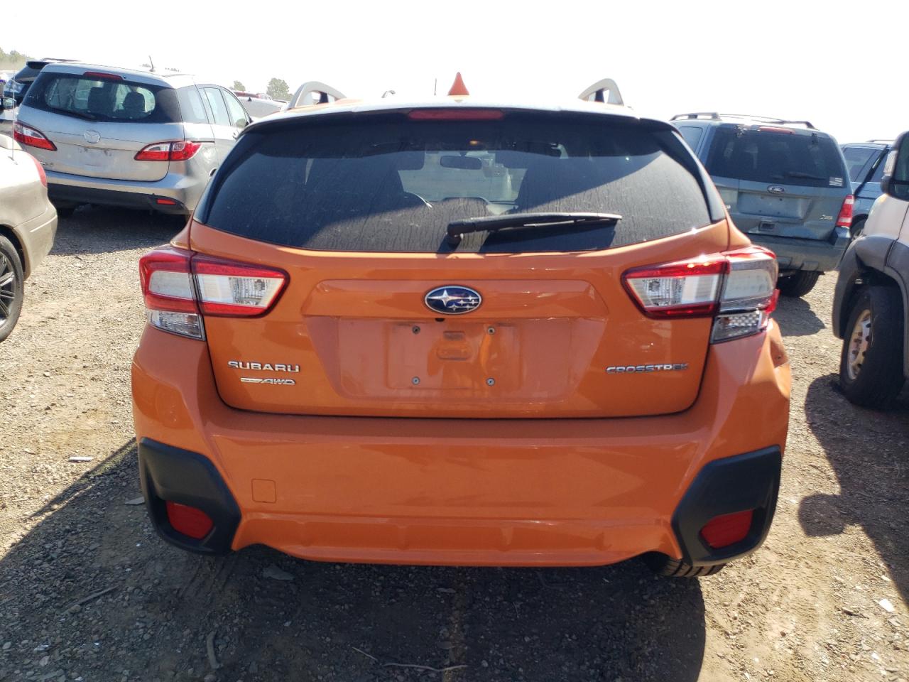 JF2GTADC0JH346070 2018 Subaru Crosstrek Premium