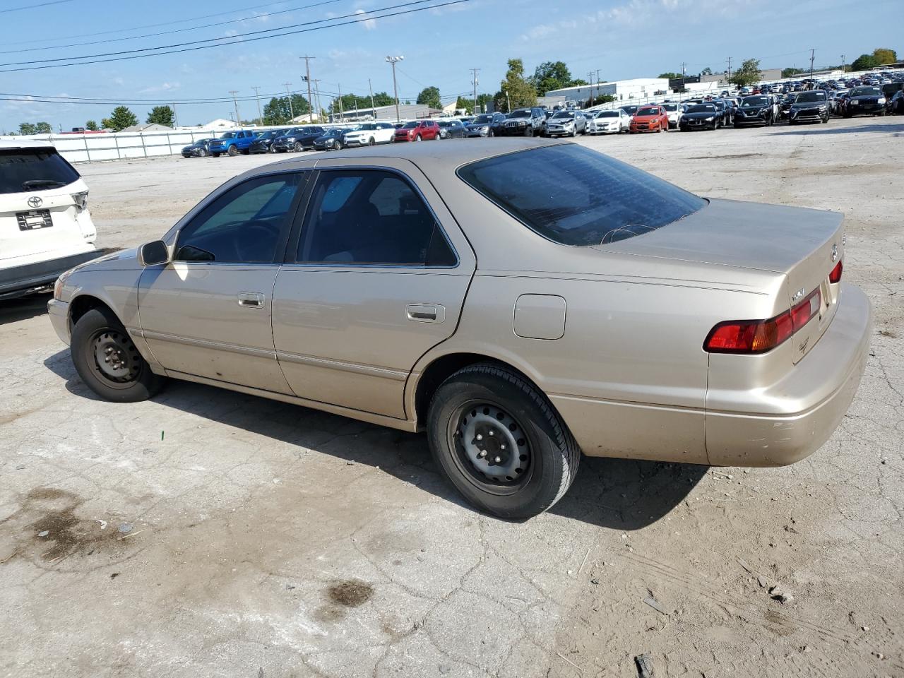 1999 Toyota Camry Le VIN: JT2BG22K7X0270862 Lot: 69862664