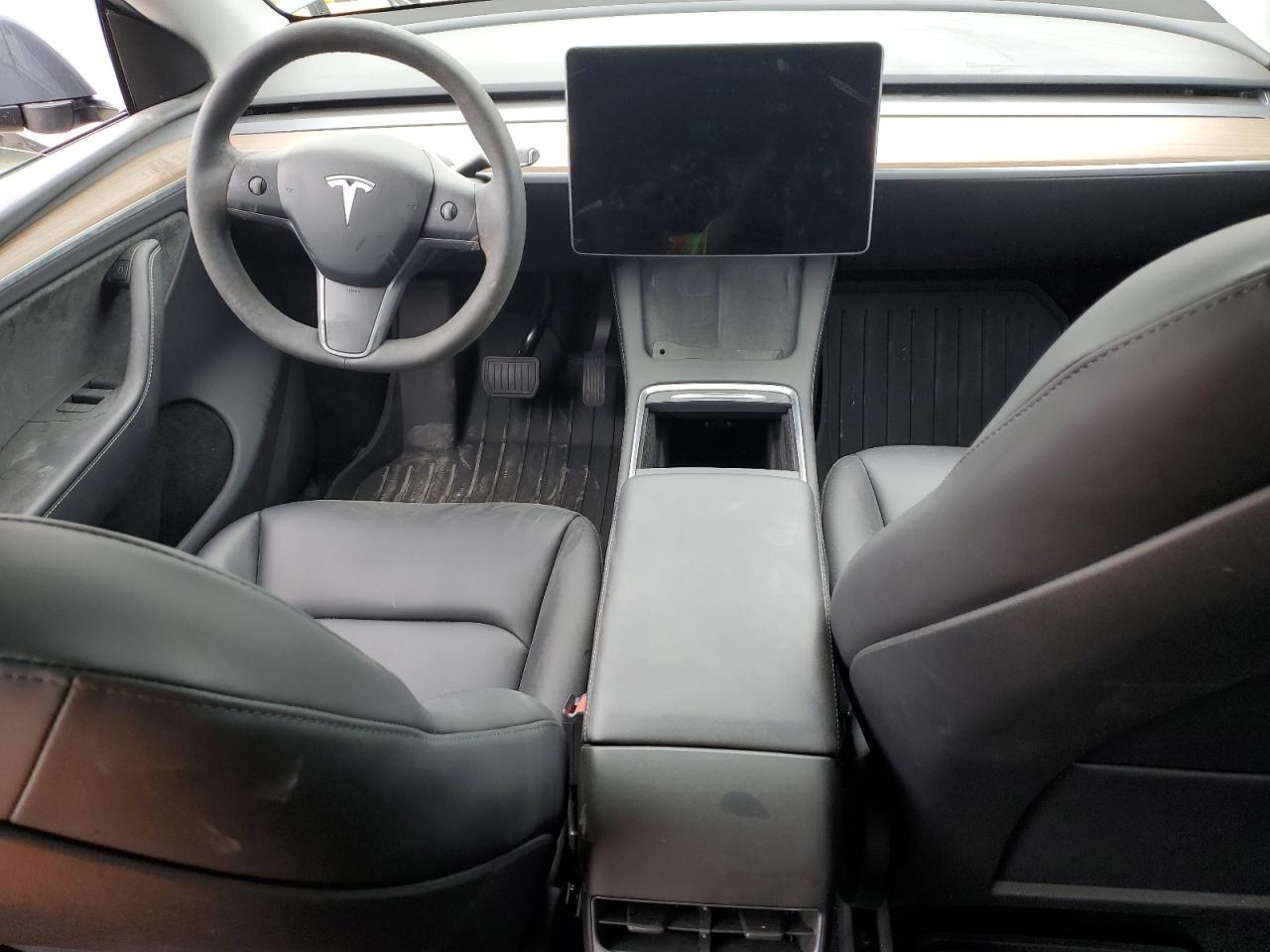 7SAYGDEE5PA129647 2023 Tesla Model Y