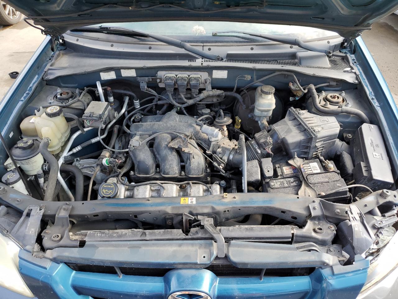 2005 Mazda Tribute - Image 12