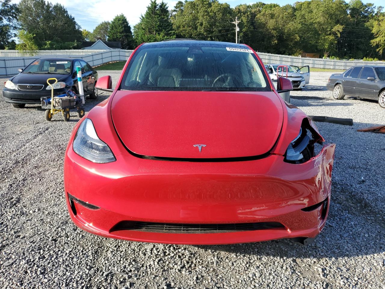 2023 Tesla Model Y VIN: 7SAYGDEE9PF685561 Lot: 69422524