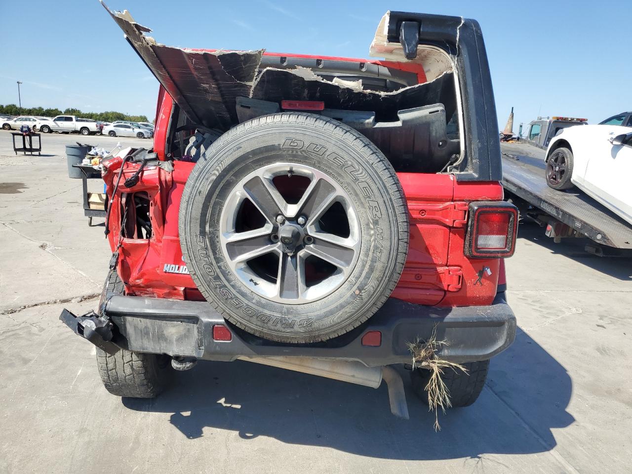 2020 Jeep Wrangler Unlimited Sahara VIN: 1C4HJXEN1LW212887 Lot: 72628504