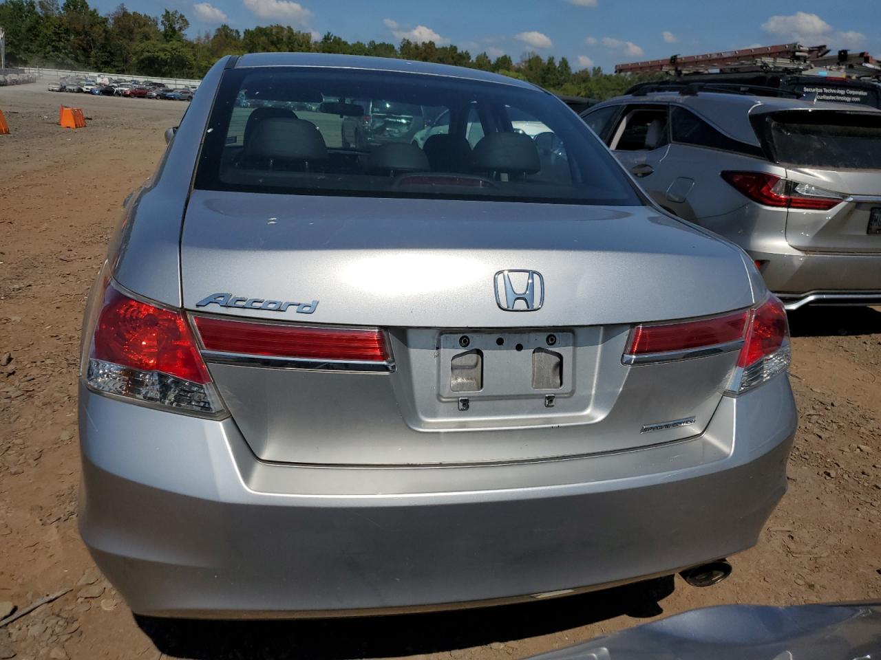 1HGCP2F64CA172841 2012 Honda Accord Se