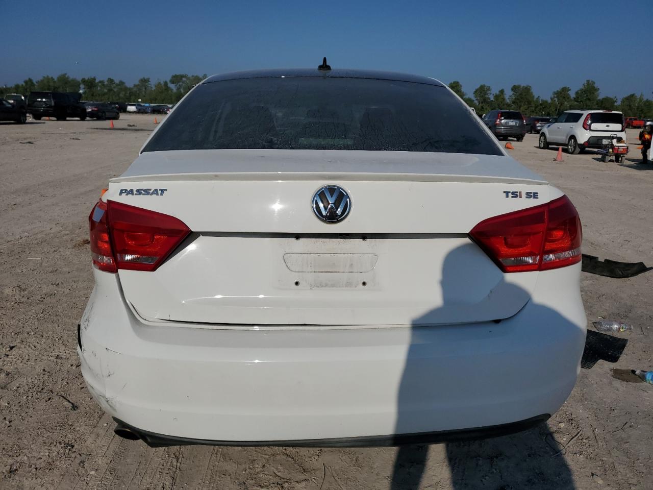 2015 Volkswagen Passat Se VIN: 1VWBS7A33FC054014 Lot: 71763424