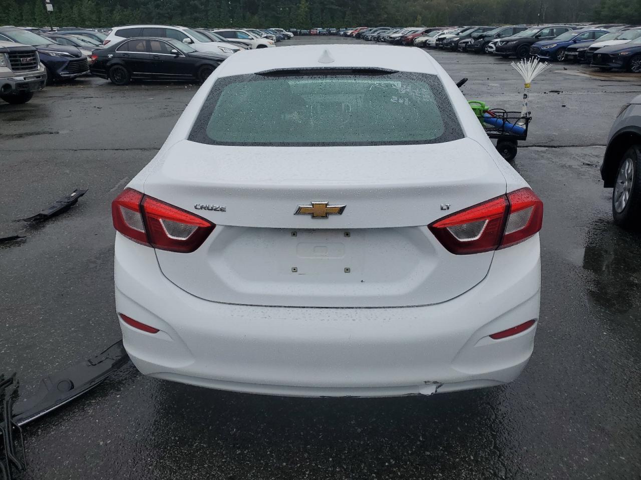 2019 Chevrolet Cruze Lt VIN: 1G1BE5SM5K7115302 Lot: 72377674