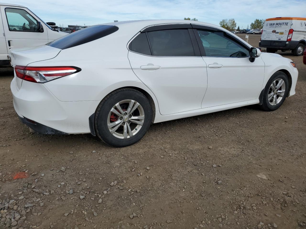 2018 Toyota Camry - Image 3