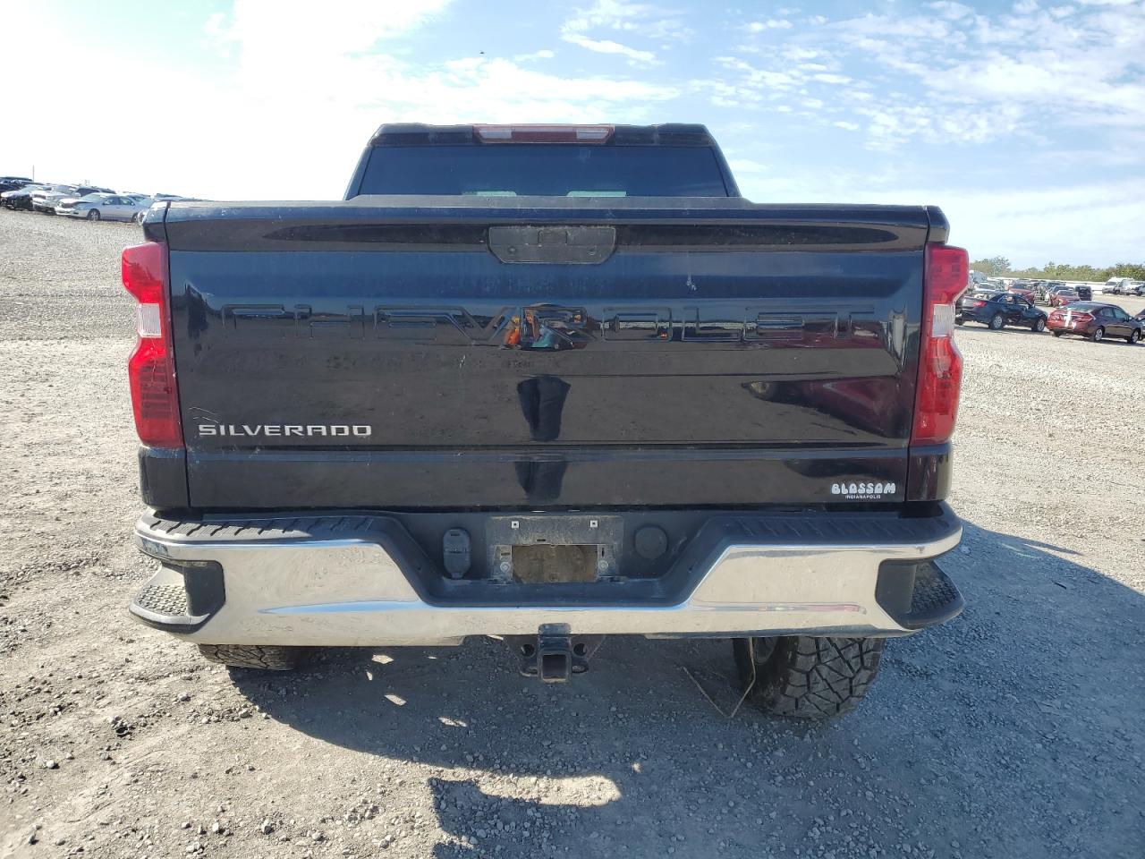 2020 Chevrolet Silverado - Image 6