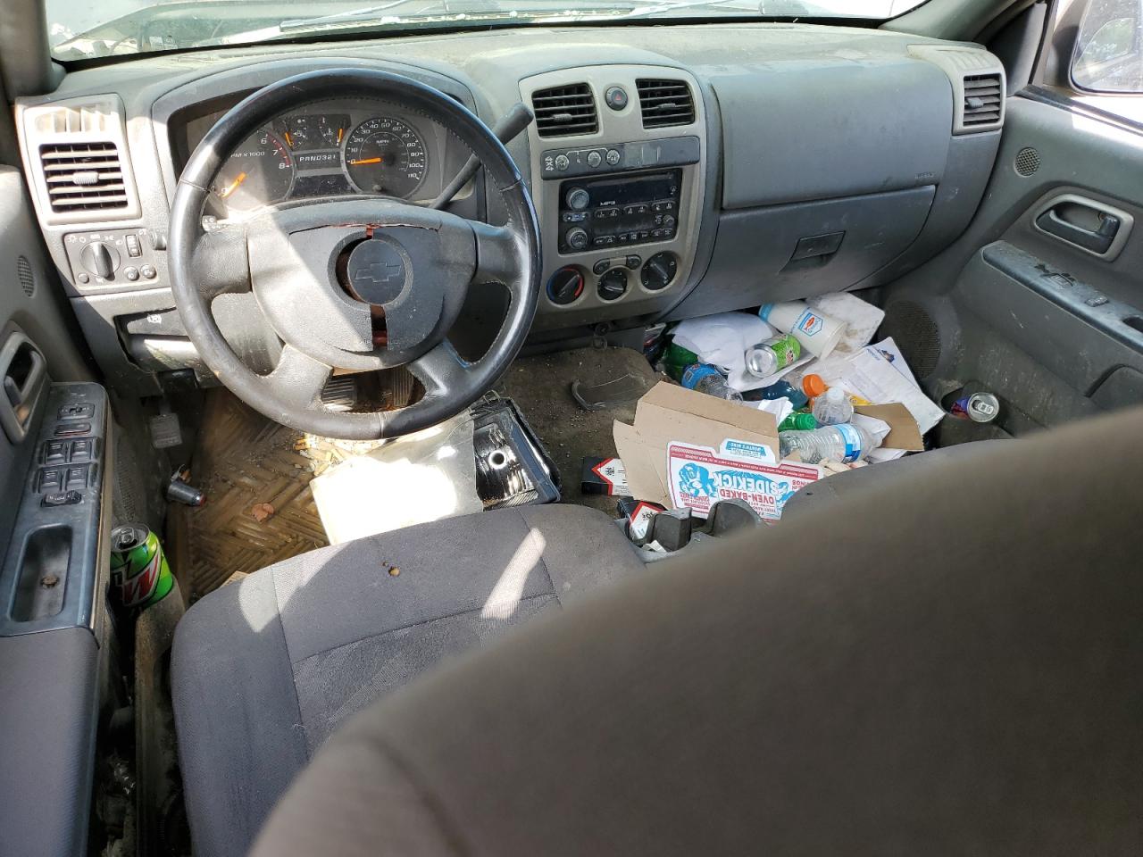 2005 Chevrolet Colorado - Image 8