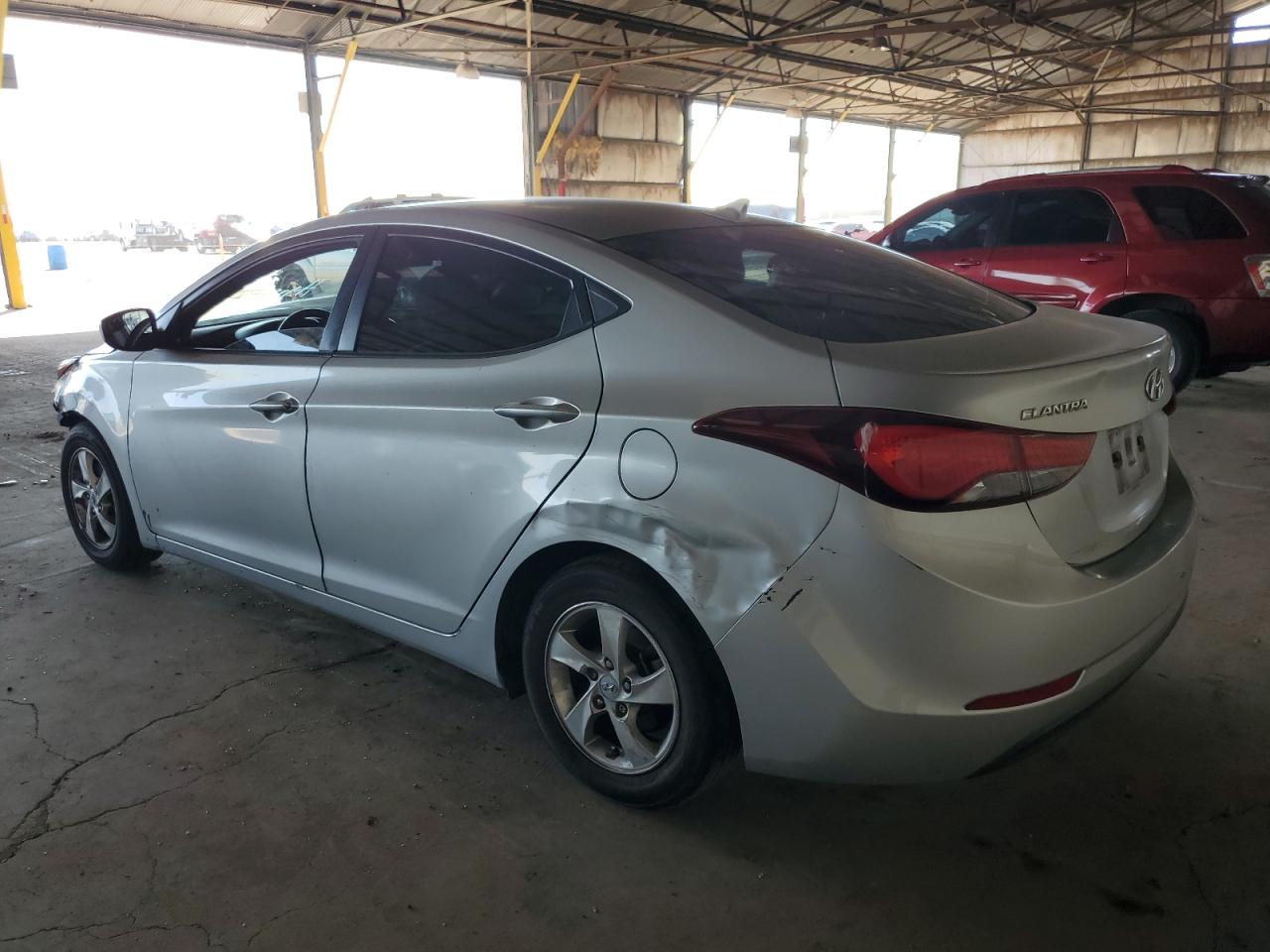 5NPDH4AEXFH557165 2015 HYUNDAI ELANTRA - Image 2