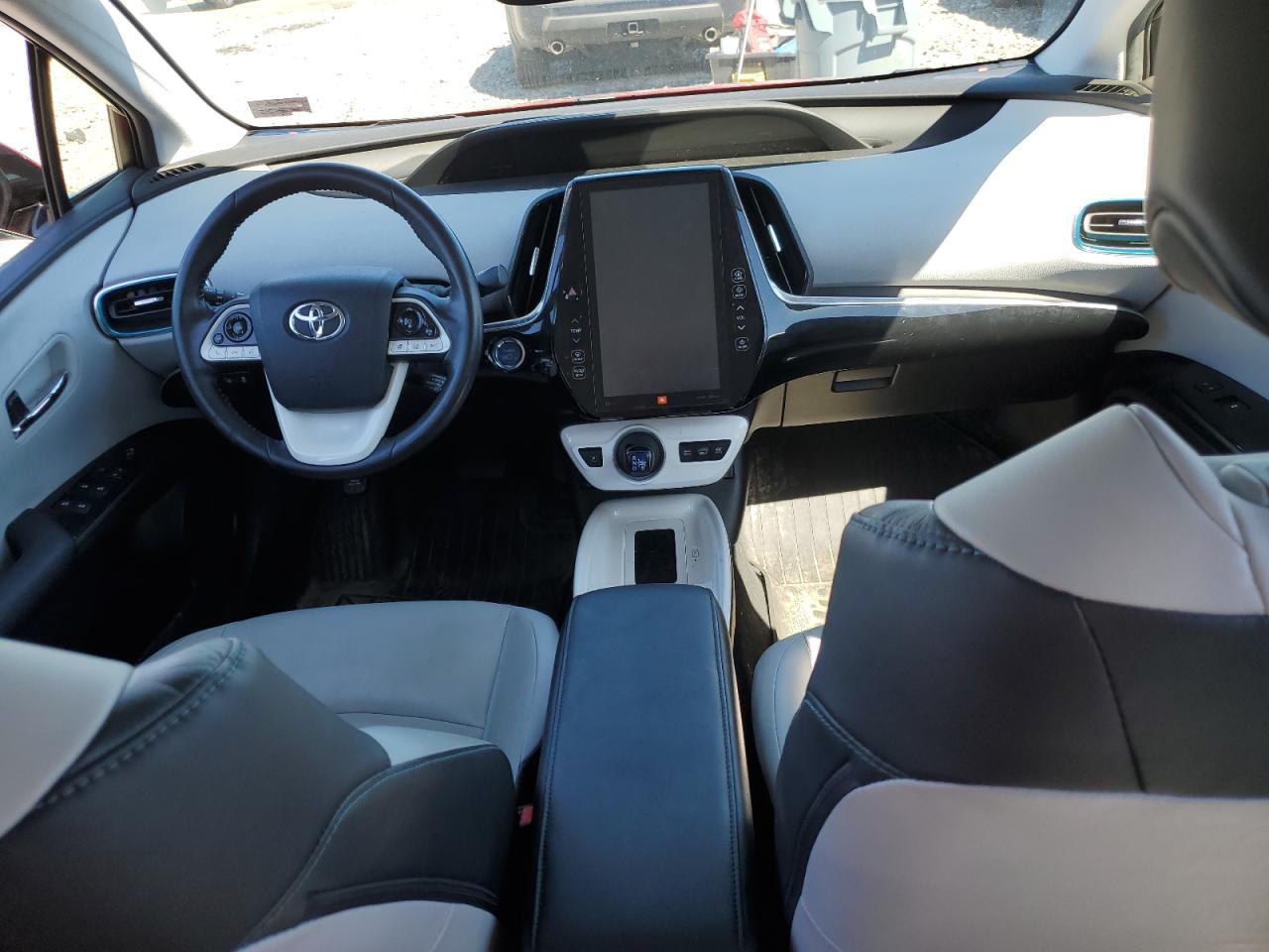 JTDKARFP8H3058432 2017 Toyota Prius Prime