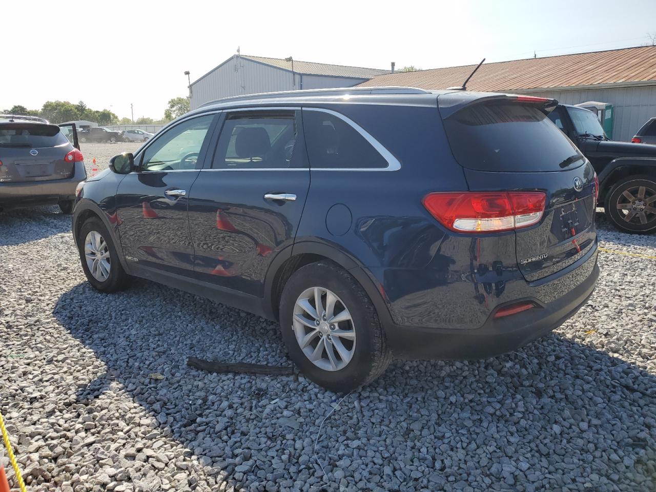 2017 Kia Sorento - Image 2