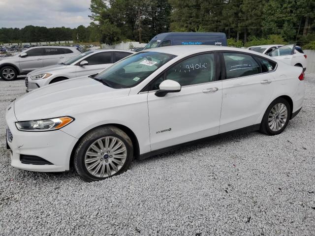 Sedans FORD FUSION 2015 White