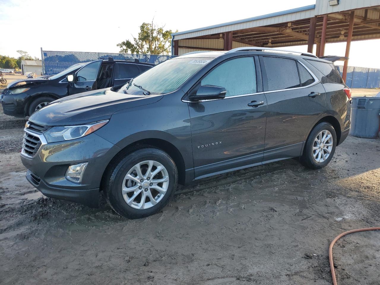 2GNAXJEV8J6131431 2018 CHEVROLET EQUINOX - Image 1