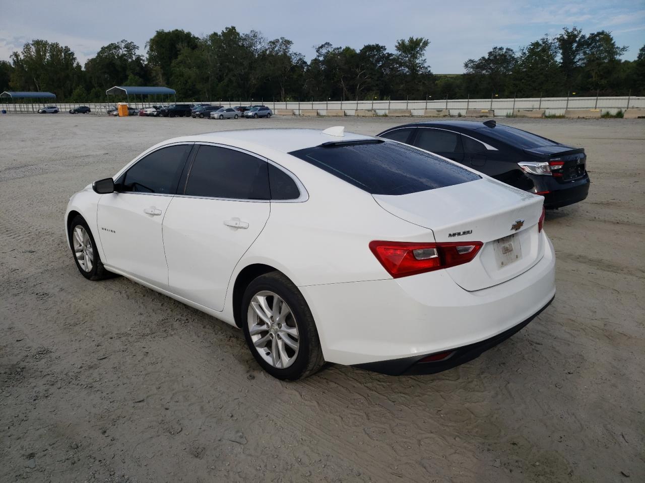 1G1ZD5ST9JF130754 2018 CHEVROLET MALIBU - Image 2