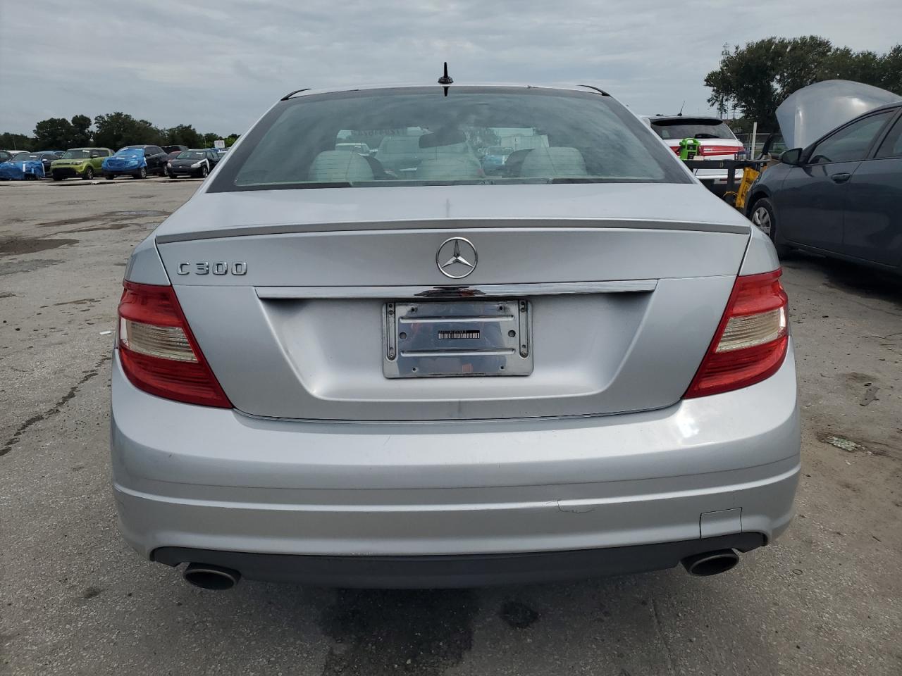 2010 Mercedes-Benz C 300 VIN: WDDGF5EB5AF476818 Lot: 72941674