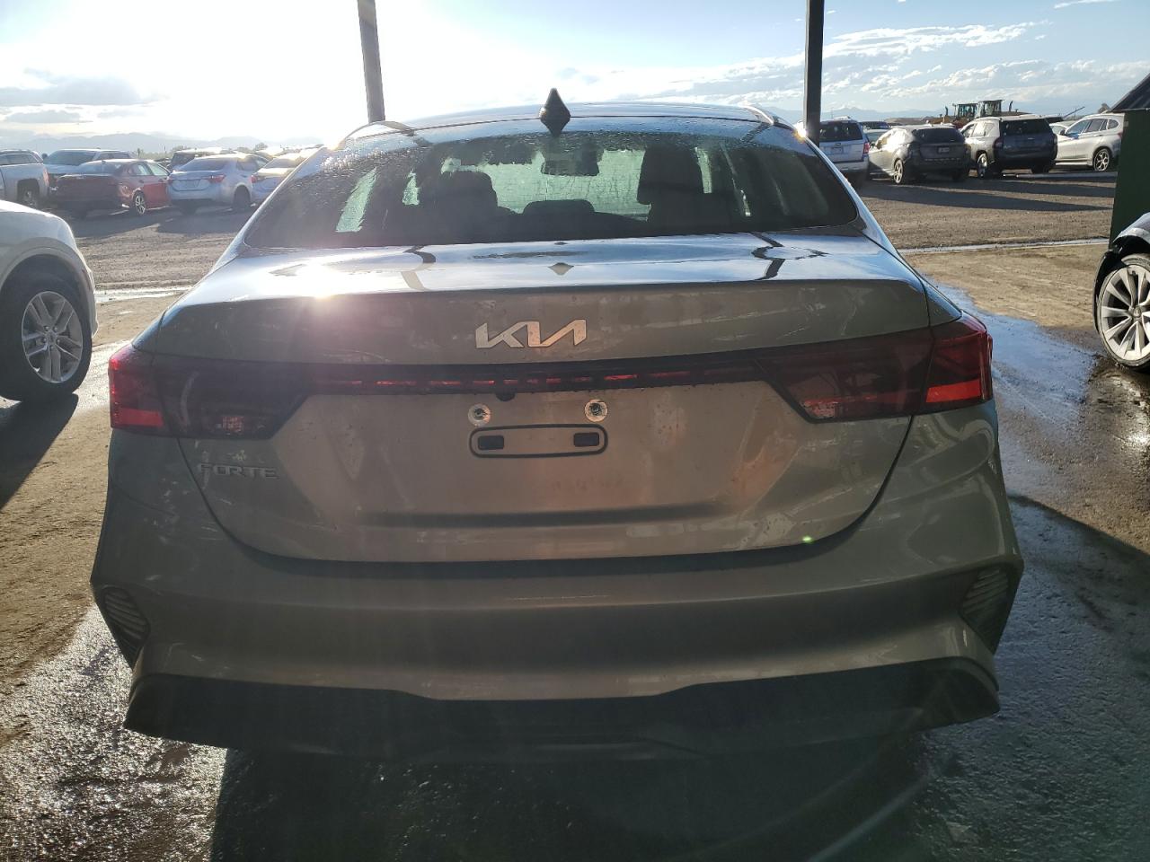 3KPF24AD1PE588411 2023 Kia Forte Lx