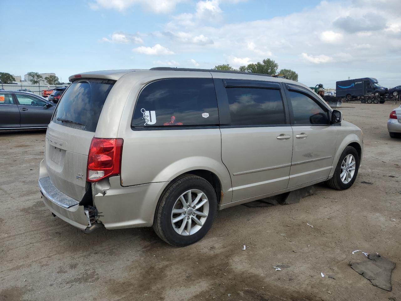 VIN 2C4RDGCG4ER477623 2014 DODGE CARAVAN no.3