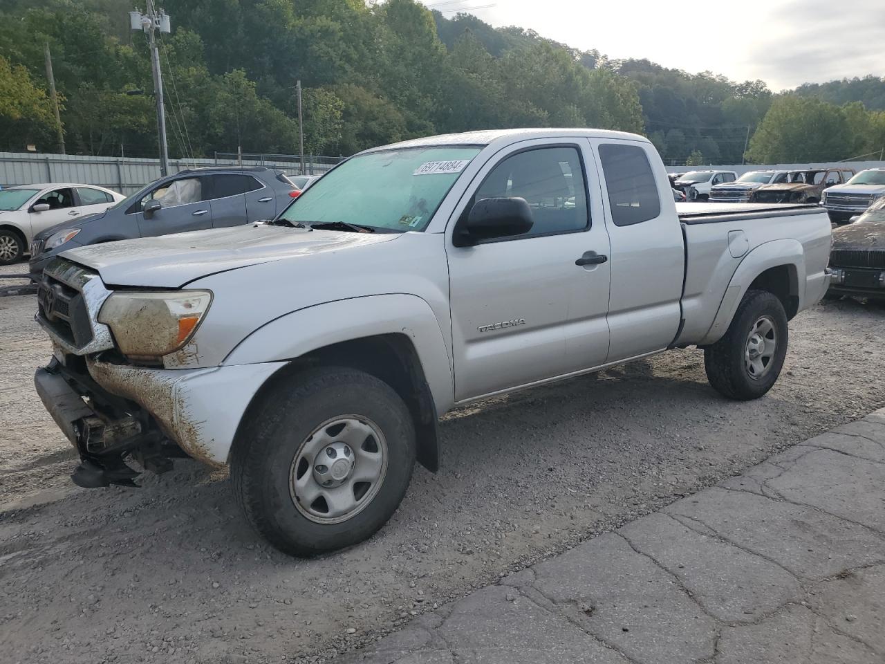 2013 TOYOTA TACOMA