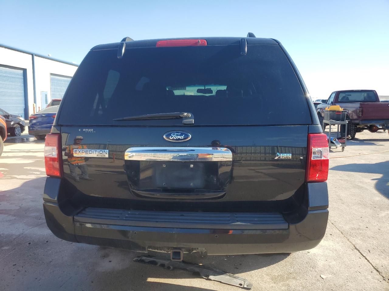 2014 Ford Expedition Limited VIN: 1FMJU1K59EEF18427 Lot: 71124354